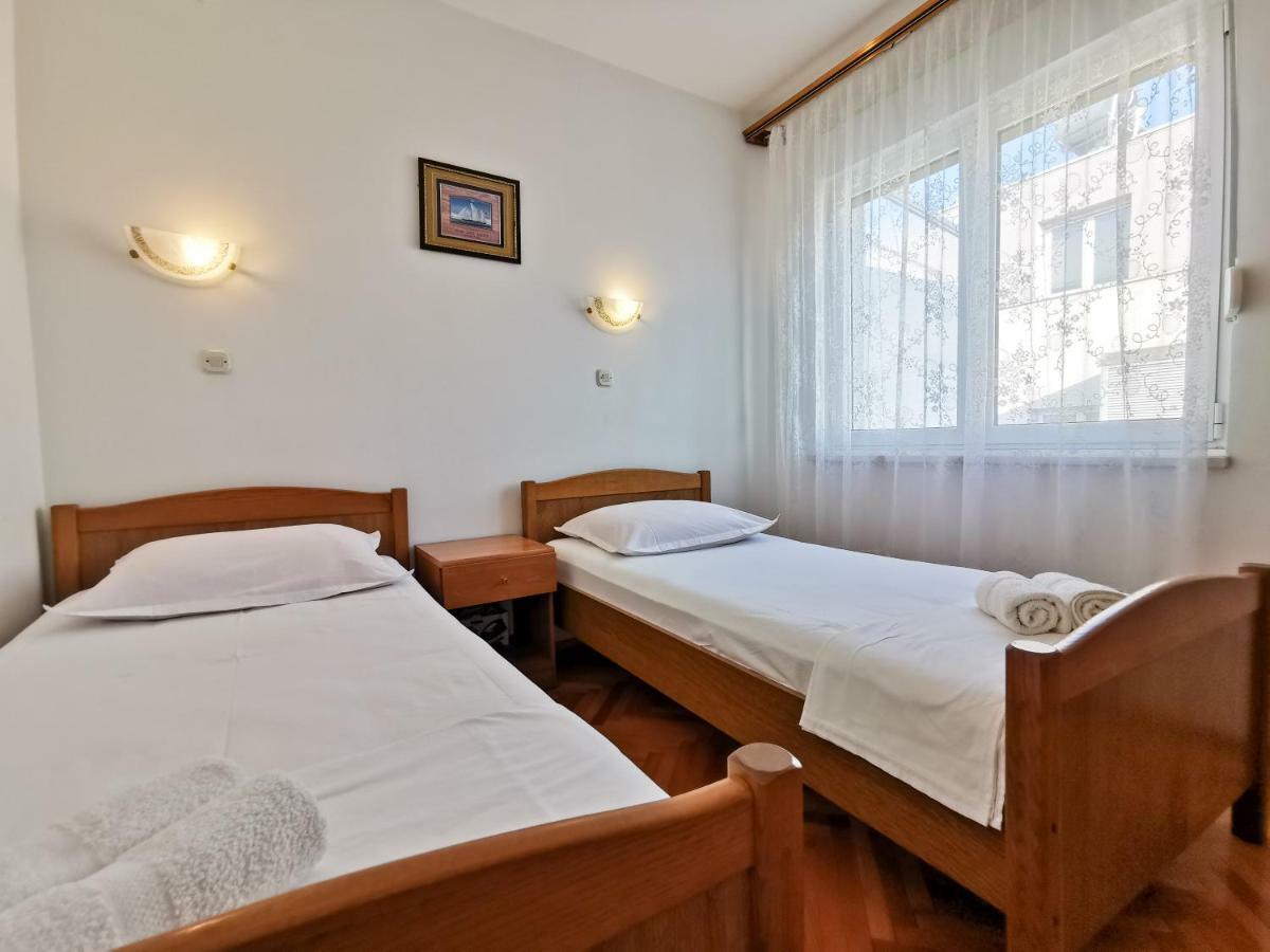 Da Vinko Beach Apartments Сплит Экстерьер фото