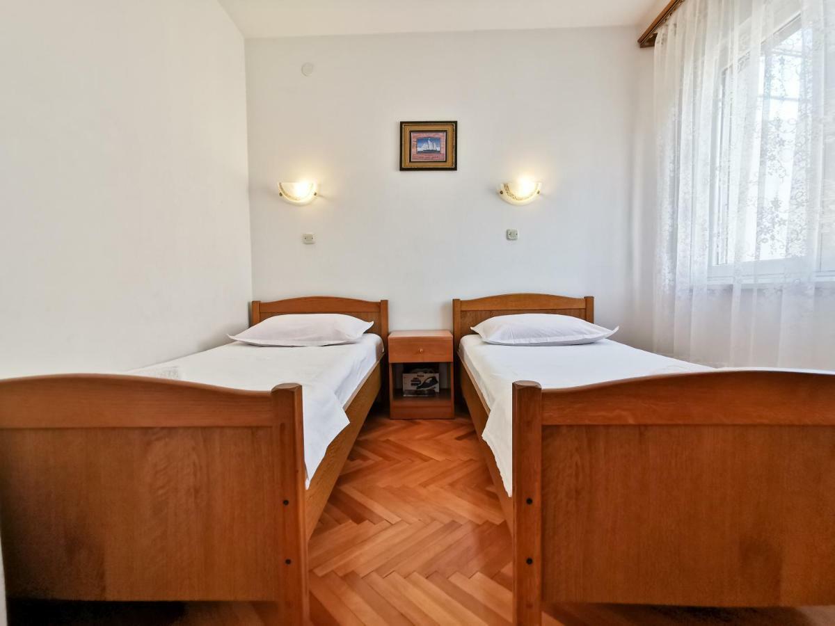 Da Vinko Beach Apartments Сплит Экстерьер фото