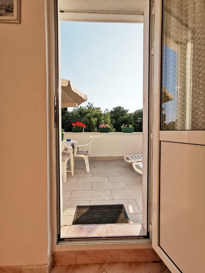 Da Vinko Beach Apartments Сплит Экстерьер фото